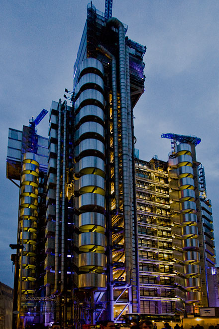 Lloyds of London exterior at night